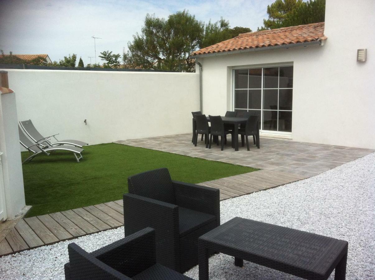 La Fleur De Sel Villa La Flotte Exterior photo